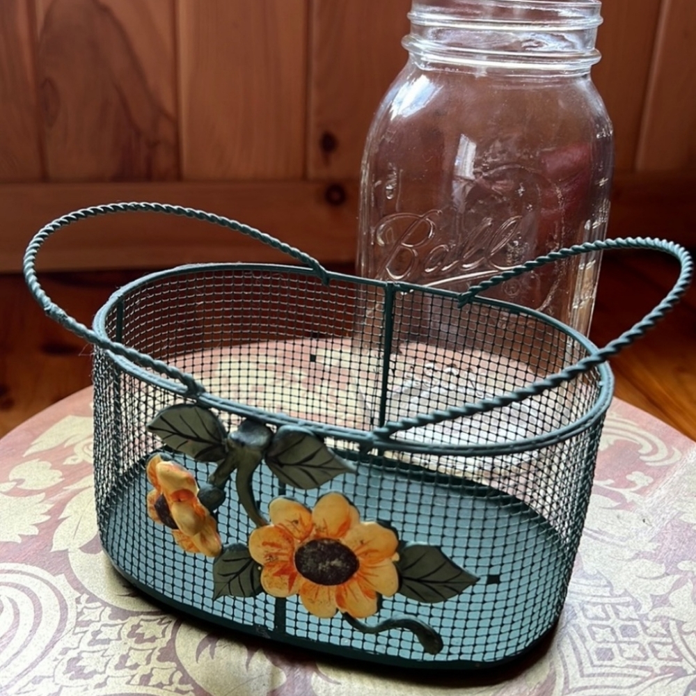Distressed Rustic Metal Basket with Fixed Handles and Flowers